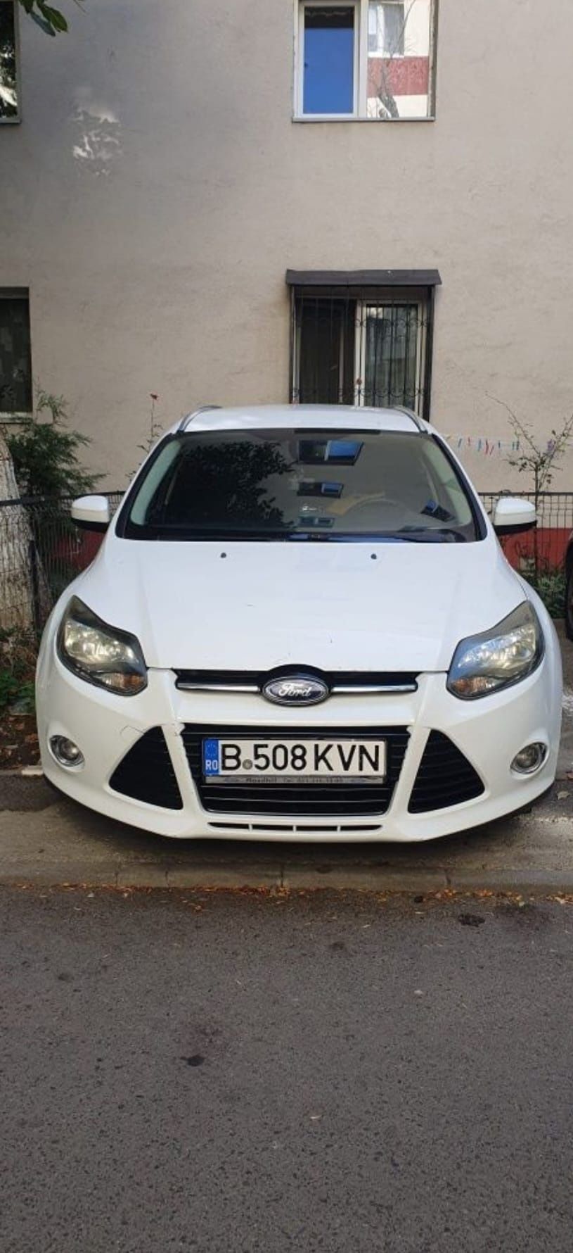 Vând Ford focus 2011