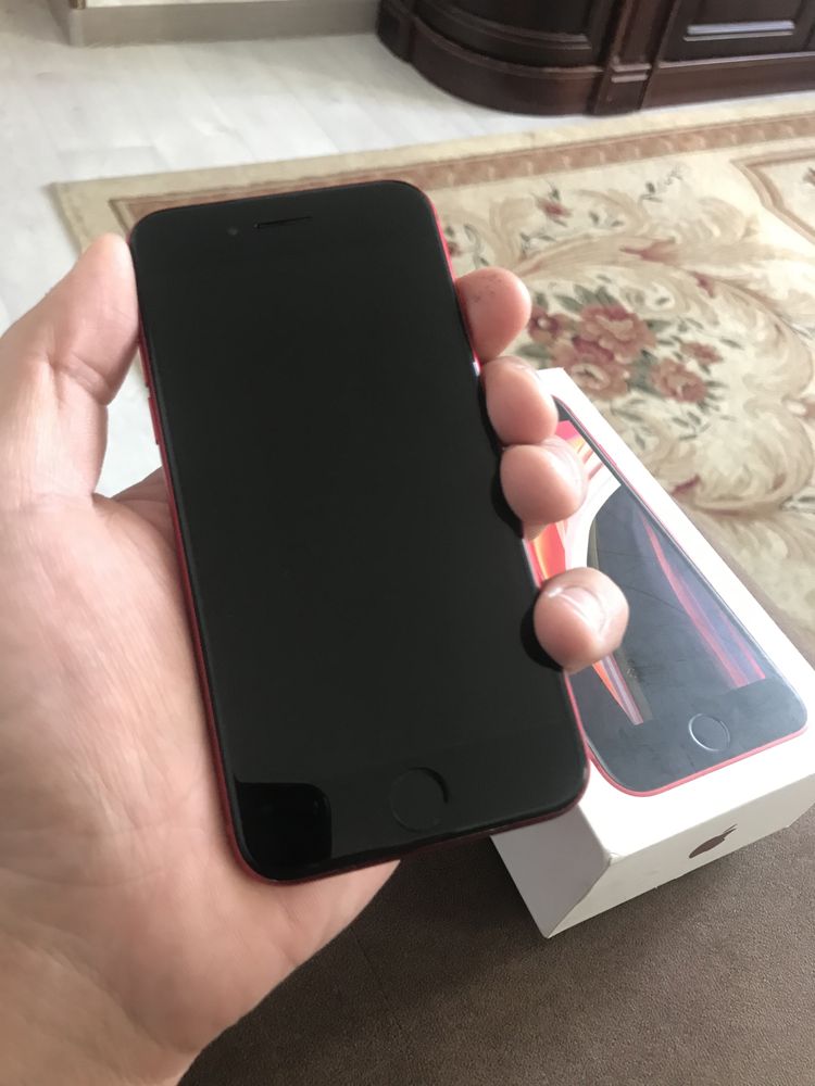 iPhone SE 2020 срочно