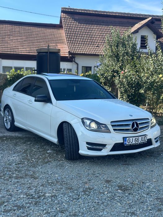 Mercedes Benz C320 AMG