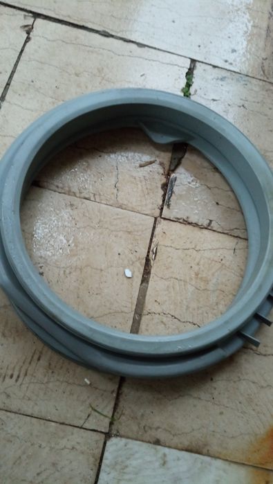 Пералня Аристон на части !