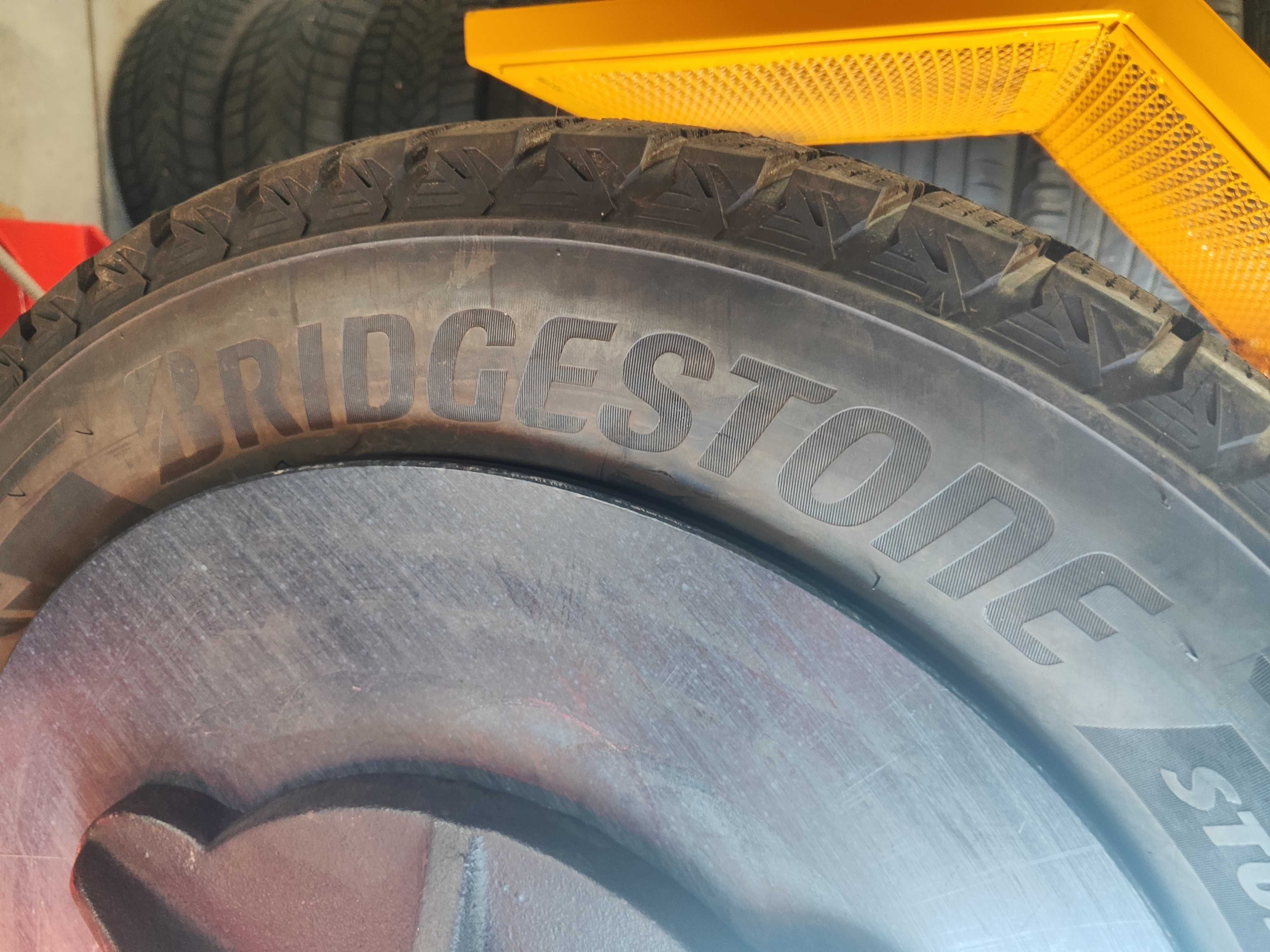 4бр.зимни гуми 265/60/18 Bridgestone