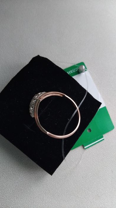 Продам колечко  18 размер