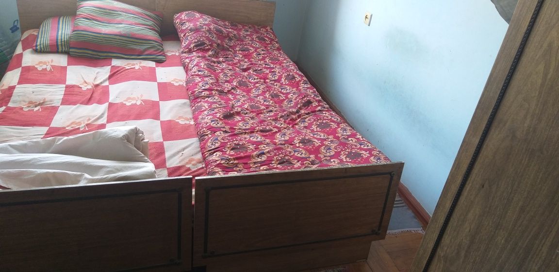 Spalniy shkaf,oyna trumo.kravat