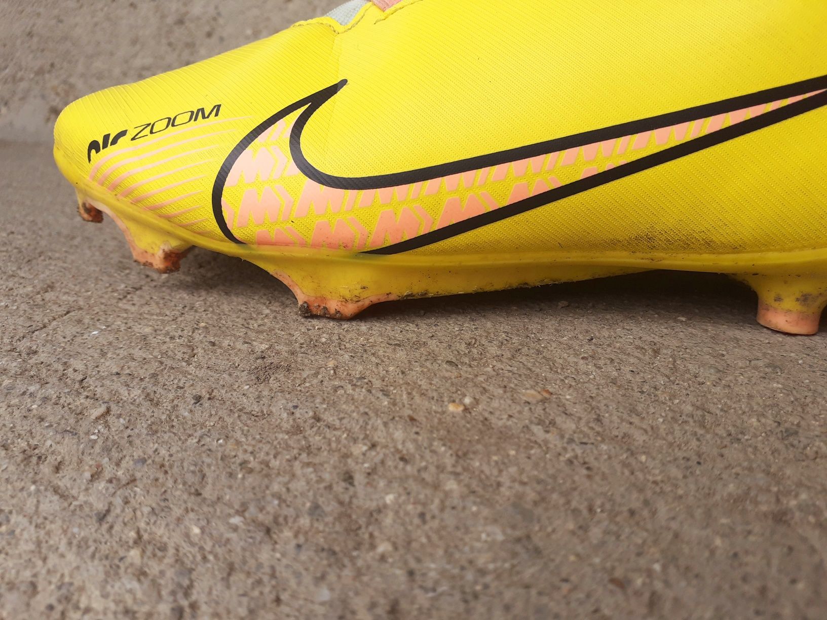 Ghete fotbal nike air zoom