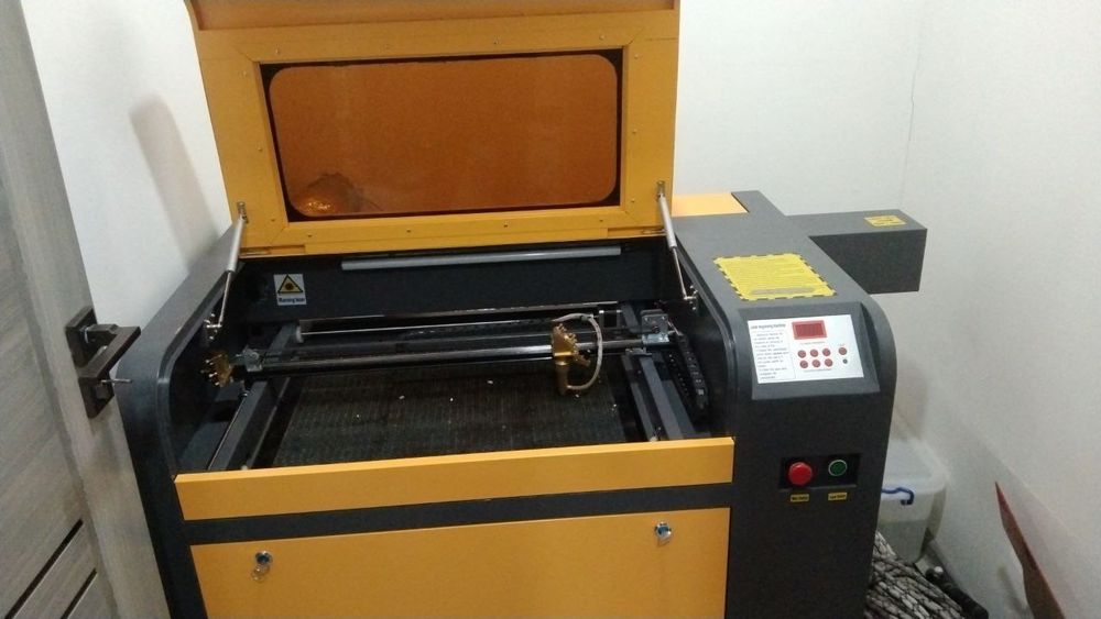 Лазерный станок 60/40 100w