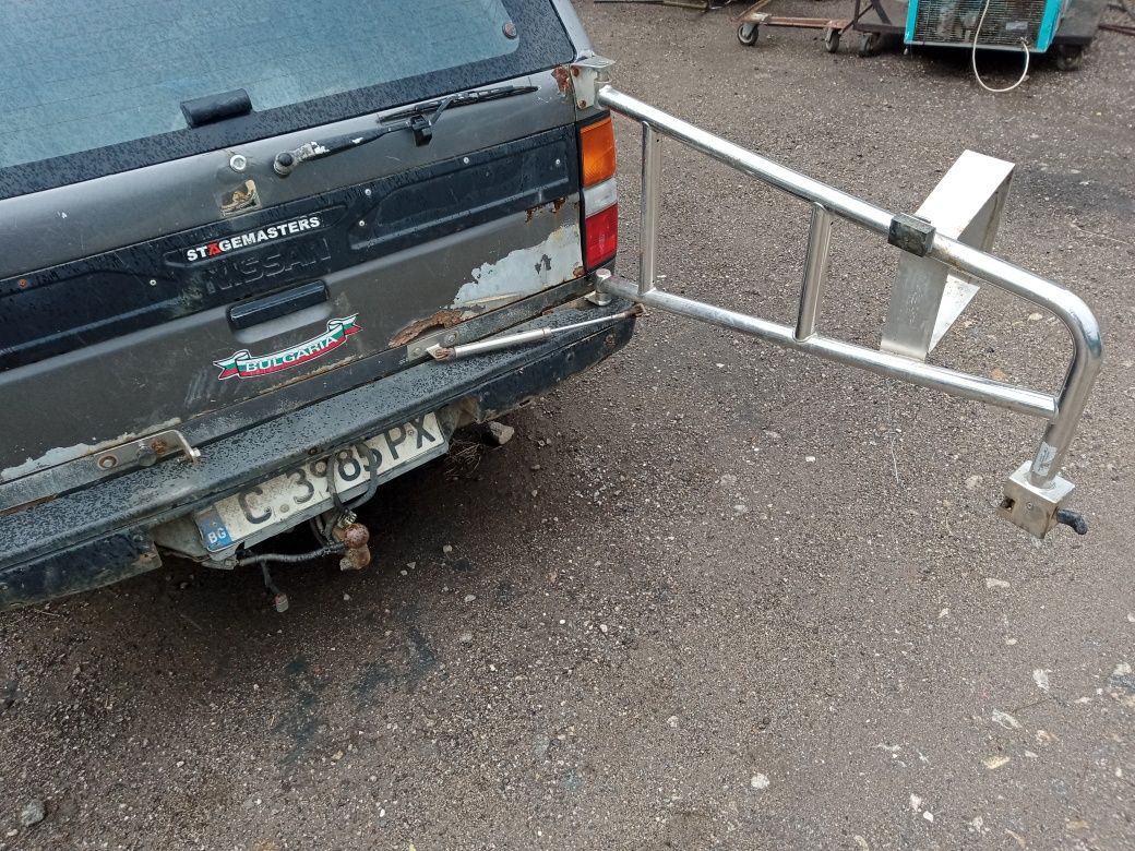 Хромиран държач отваряем резервна задна гумаНисан nissan terano терано