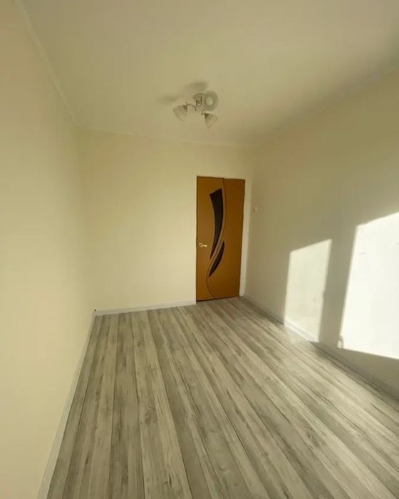 Продаём 4-х комнатную квартиру