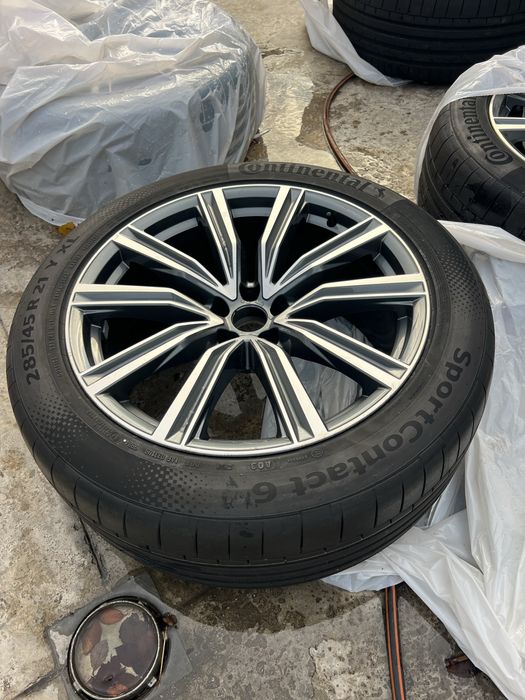 Гуми с Джанти от Ауди Q8 2025 - 285/45/21