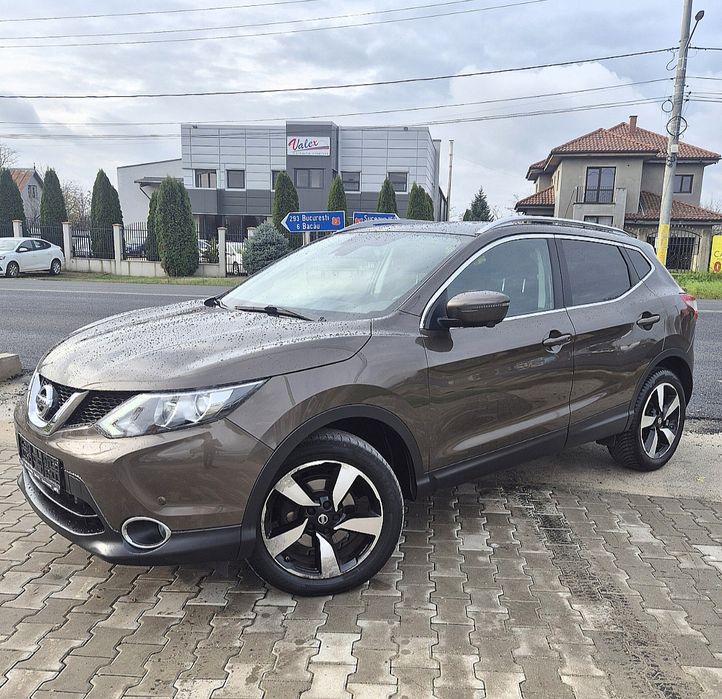 NISSAN QASHQAI 1.2 BENZINA  115 Cp / EURO 6 / Camere 360° / Panorama /