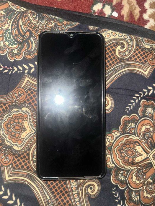 Samsung A12 smartfoni