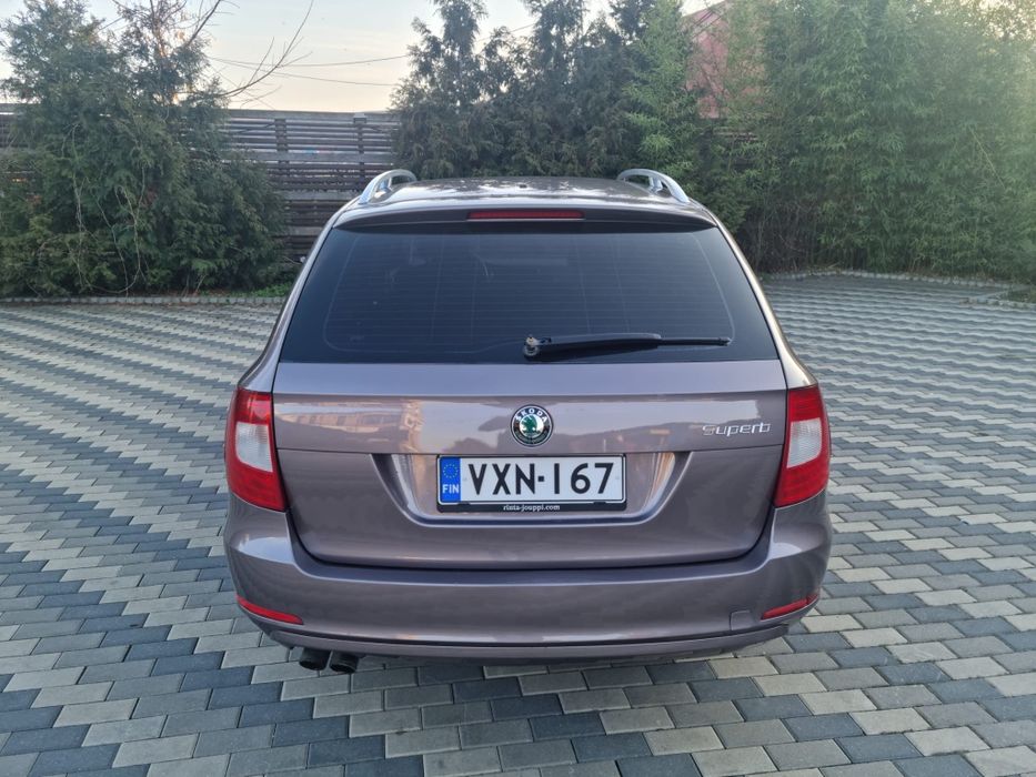 Skoda superb 2.0 diesel 2011  DSG