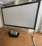 EliteScreen Yardmaster - чисто нов 100" екран за домашно кино