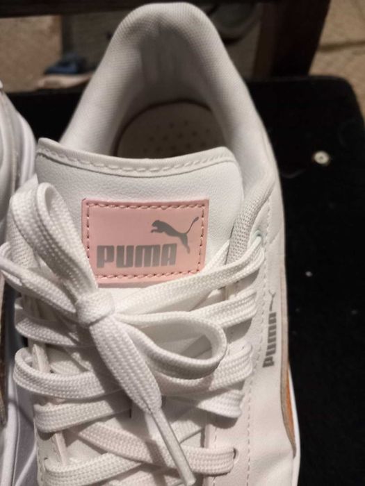 Чисто нови маратонки