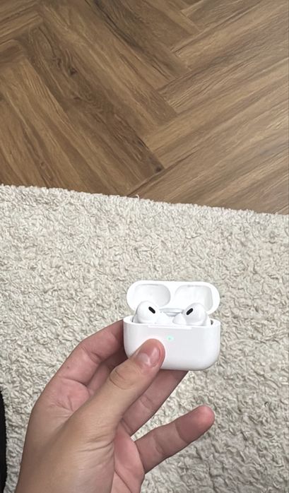 Air Pods 2 Pro.