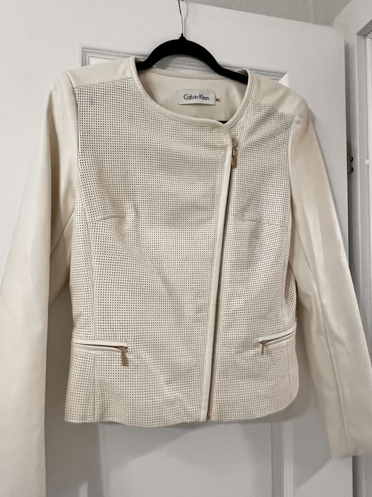 Geaca din piele beige