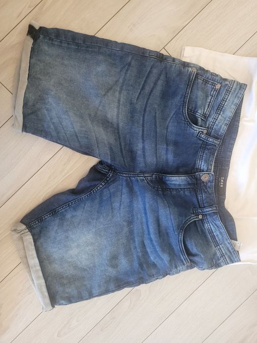 Blugi elastici +tricou marime L