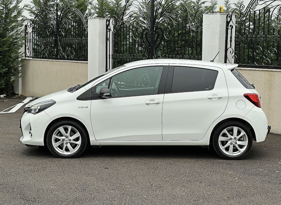 Toyota Yaris 1.5 BENZINĂ+HYBRID # AUTOMAT# Keyles Go/Entry # EURO 6 #
