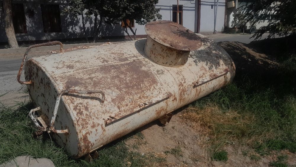 2 tonnalik suv bochka