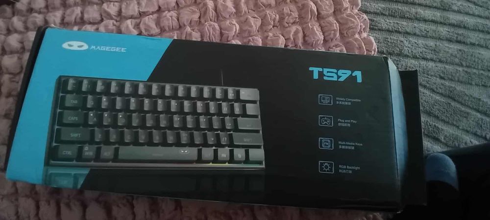 Gaming keyboard MAGEGEE