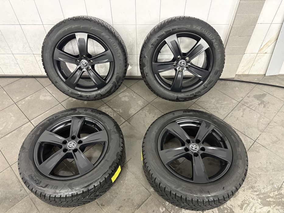 Jante-Roti Toyota Rav4 anv iarna 225/60R18