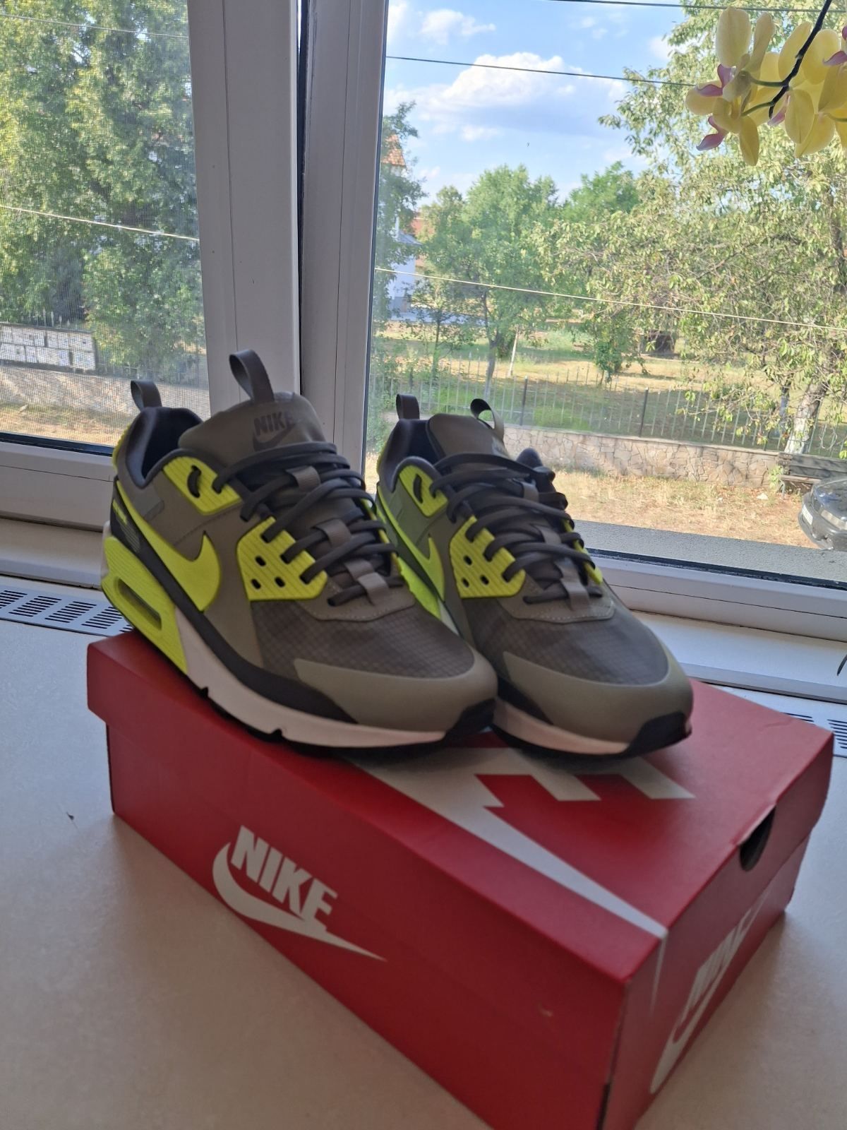 Маратонки Nike 44 номер