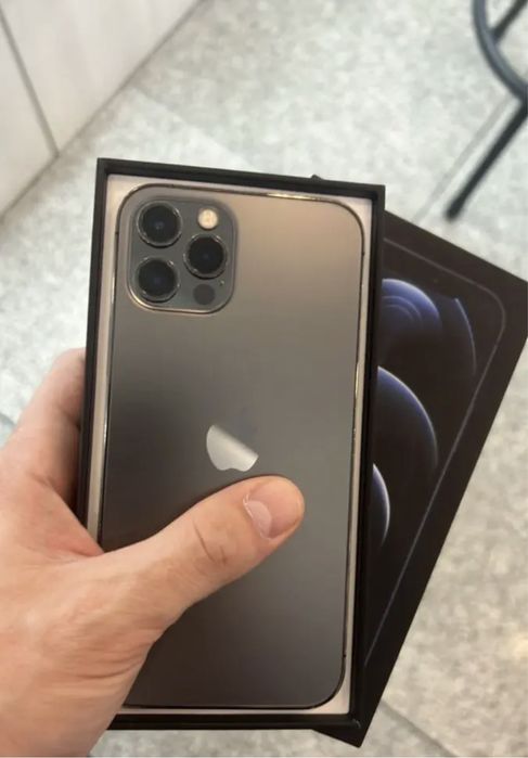Продам iphone 12 pro