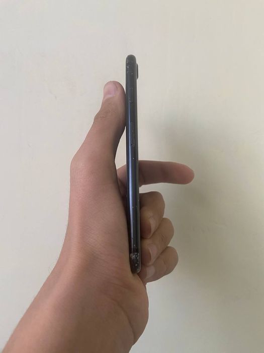 Iphone 7 32 GB sotiladi Айфон 7 32гб срочно продаю