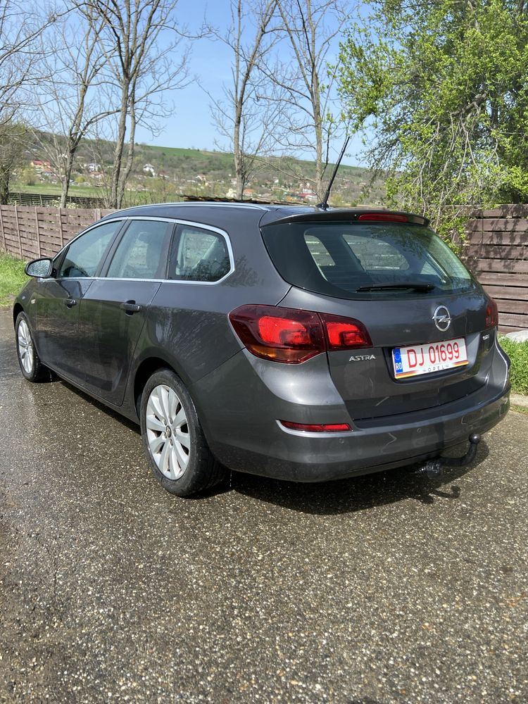 Vand Opel Astra J !