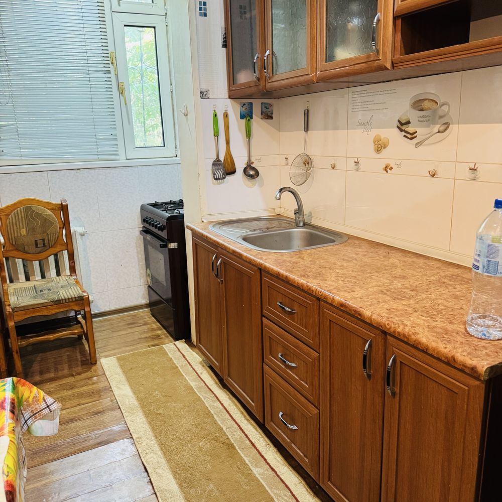 В аренду на метро Ойбек - For rent near Oybek metro station