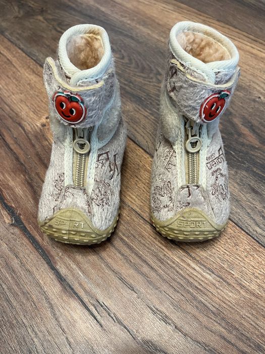 Детски пантофи 17 номер