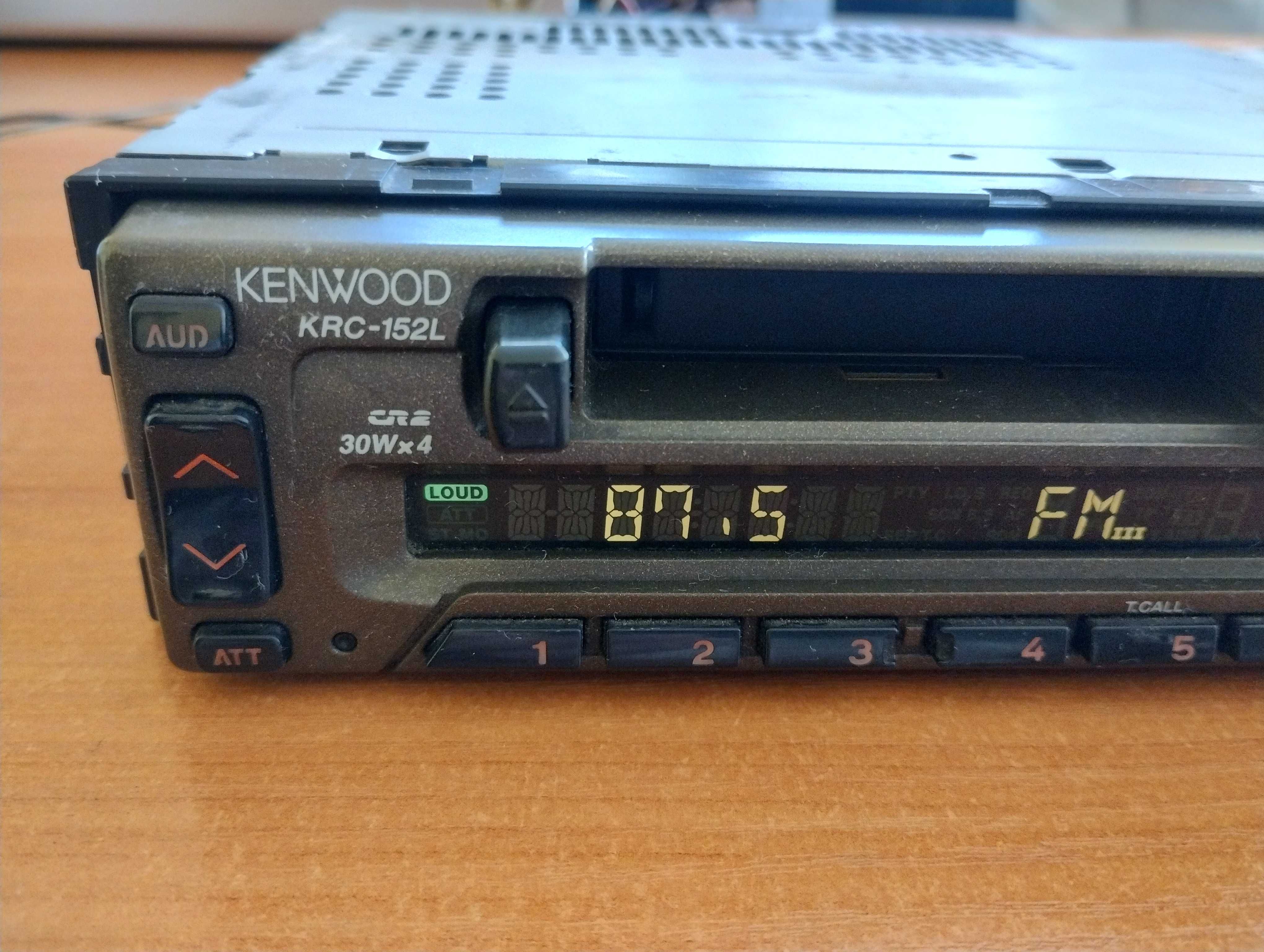 ,,Kenwood'' - радиокасетофон