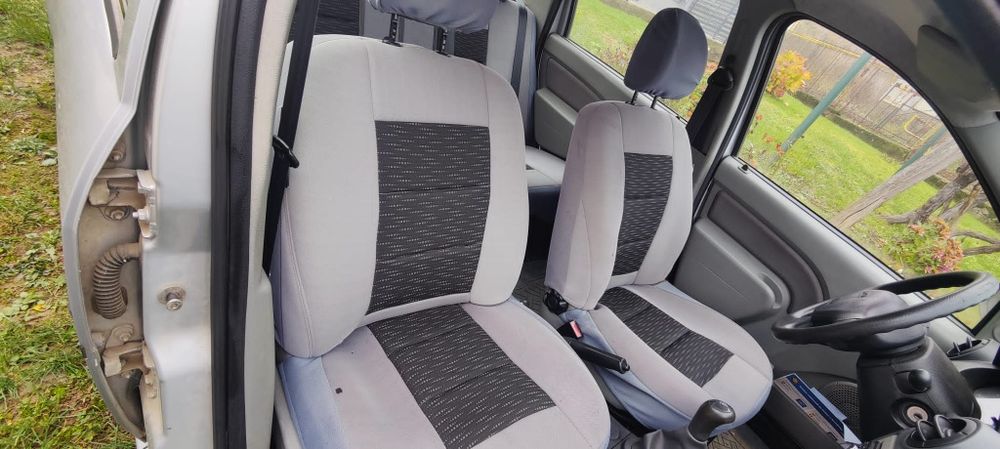 Dacia Logan 2007, benzină, AC, ABS – 110.000 km – preț negociabil