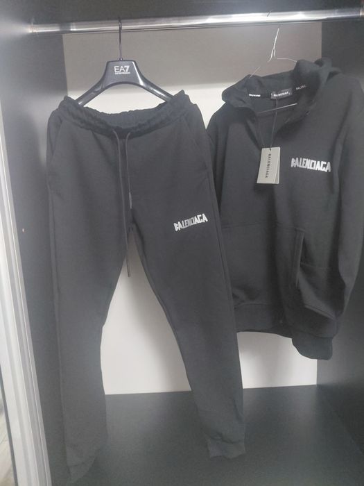 Trening barbati balenciaga!