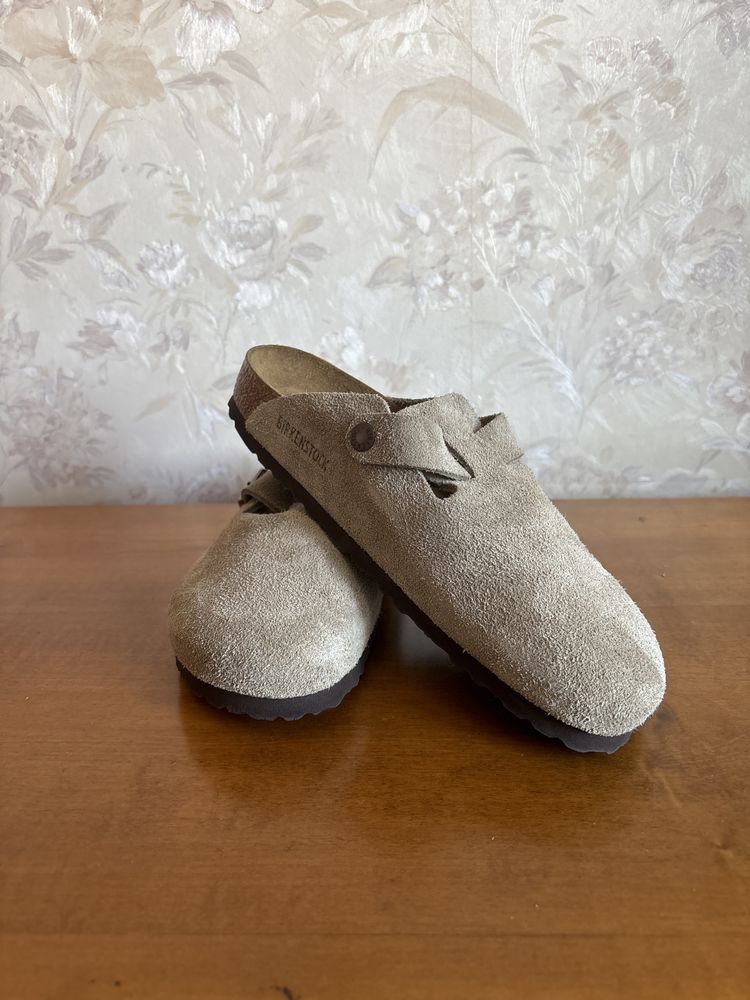 Slapi/Saboti unisex *Birkenstock Boston Taupe* numar 40 Eu