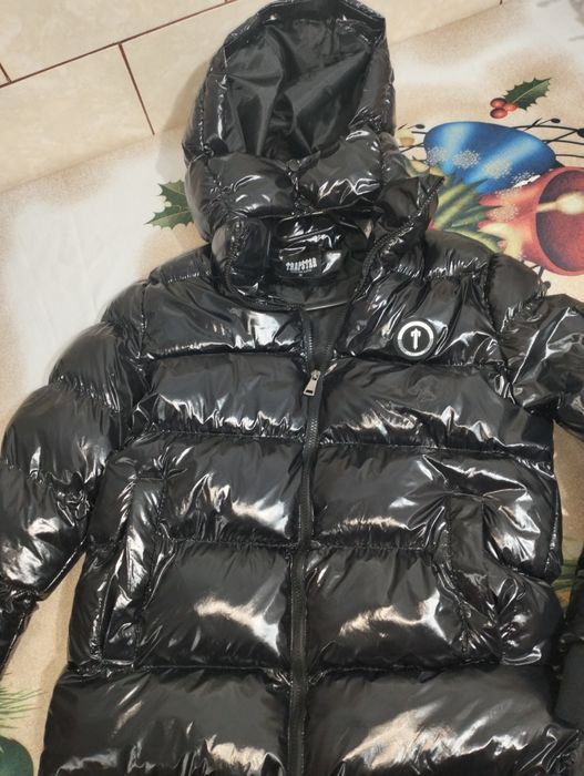 Vând geaca Trapstar