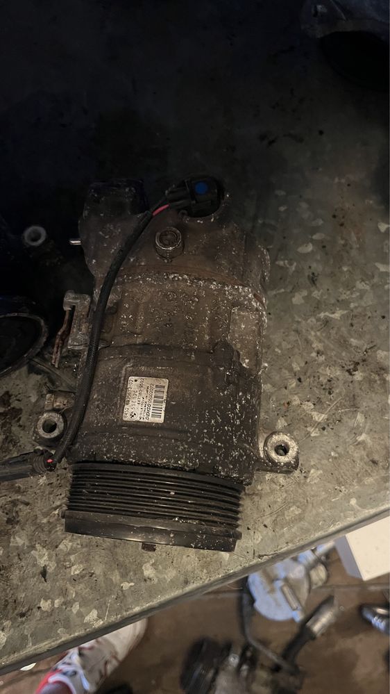 Compresor ac clima bmw e 90,87 2.0 M47 163 cp piese dezmembrari