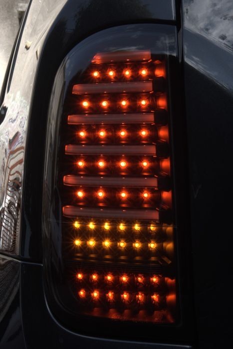 Dacia Duster - stopuri /triple full LED