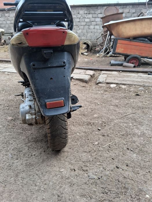 Vând scuter 150 cc