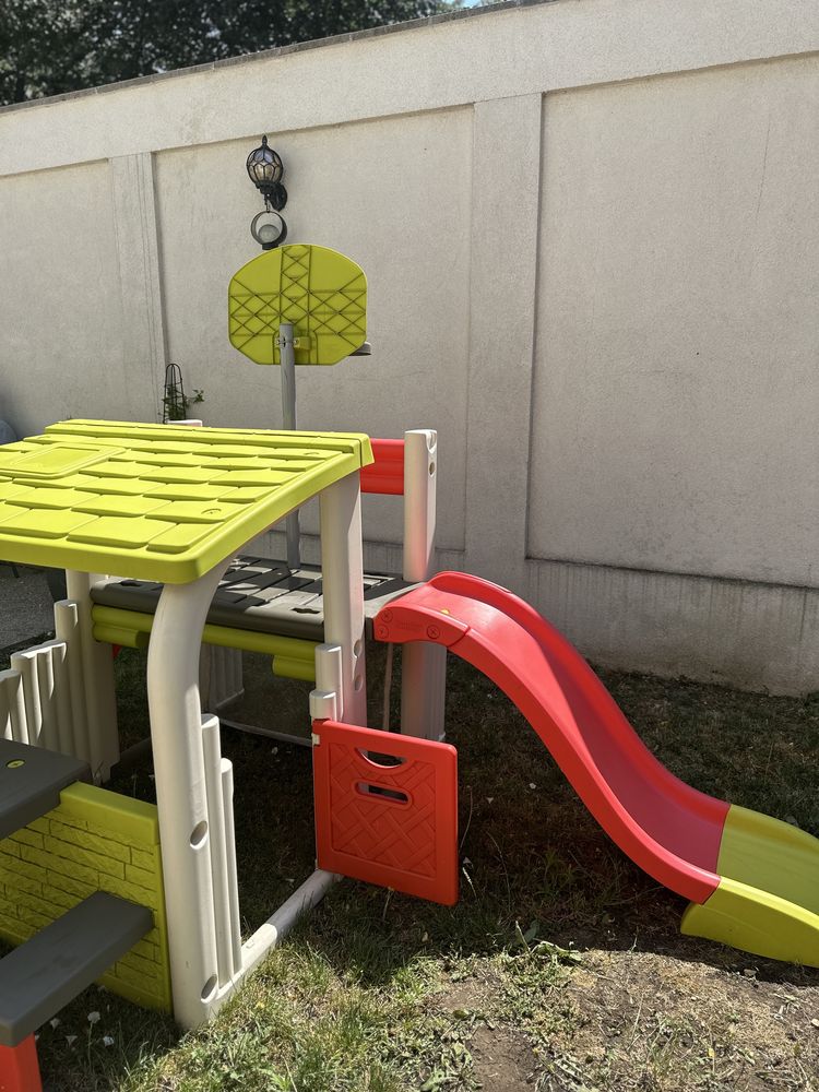 Centru de joacă de grădină Multisport Fun Center Smoby