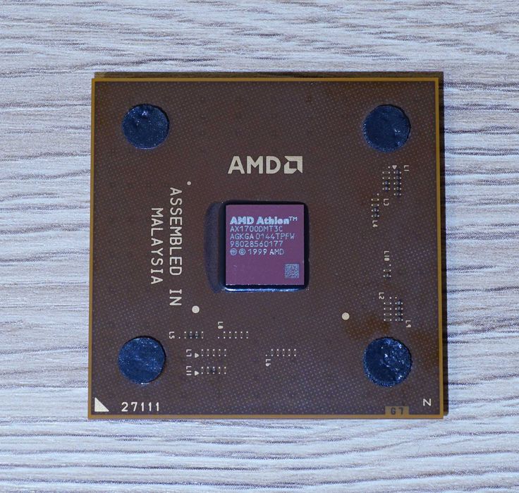 Procesor AMD Athlon XP 1700+ de colectie
