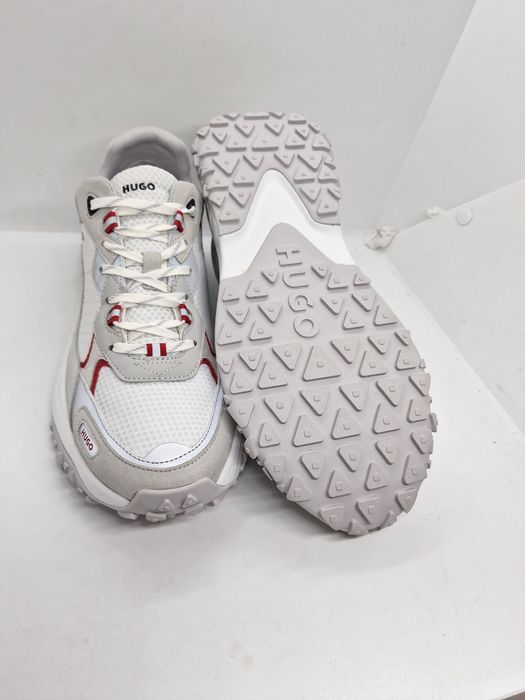 Hugo GO1ST nr. 42,44