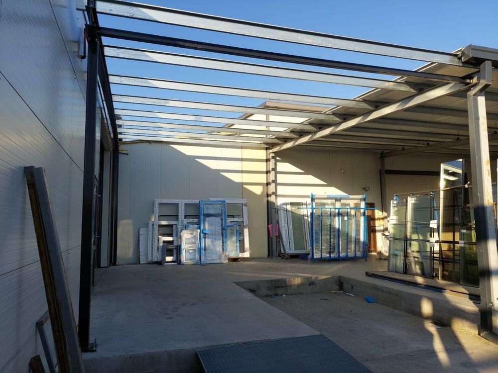 Vand strucctura metalica 300mp sau 600mp conform proiect panouri sandw