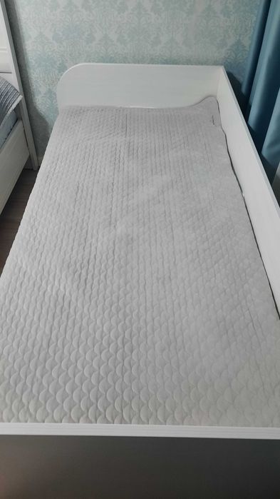 Кровать односпальная