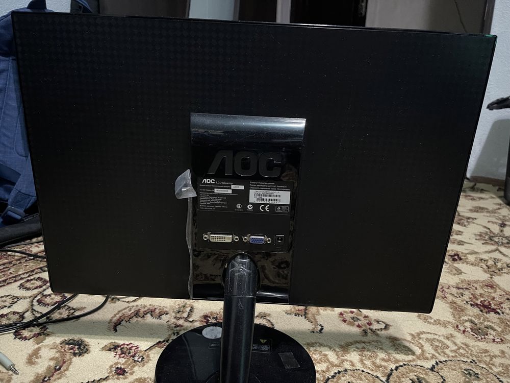 19” Монитор AOC DVI/VGA