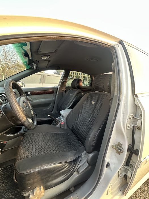 Лассети жентра килинган дакументлари байивой