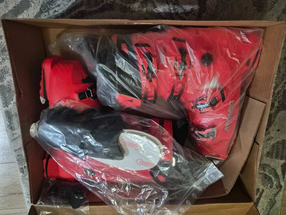 Vand clăpari Atomic Redster Hawx Prime 42-42.5