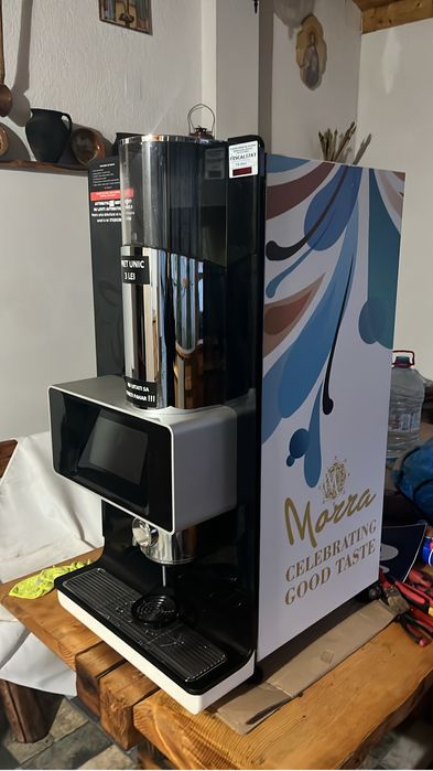 Vand automat cafea rheavendors xm si necta ferrara