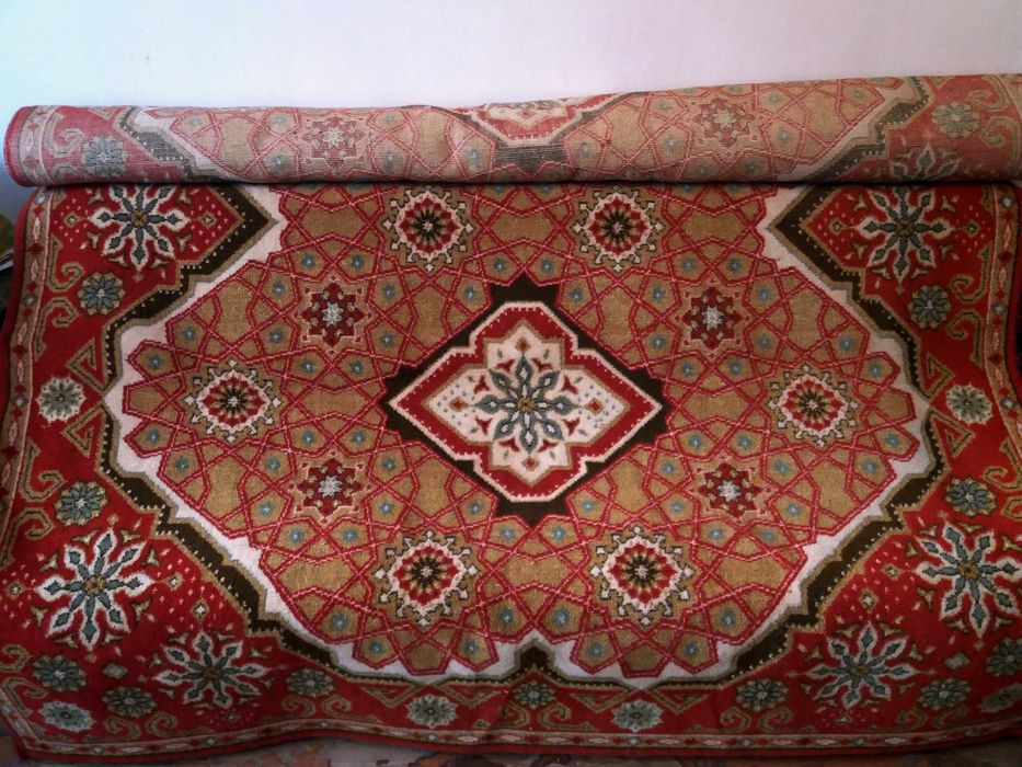 Прекрасный   ковёр 2x3м,  натуральный, чистошерстяной