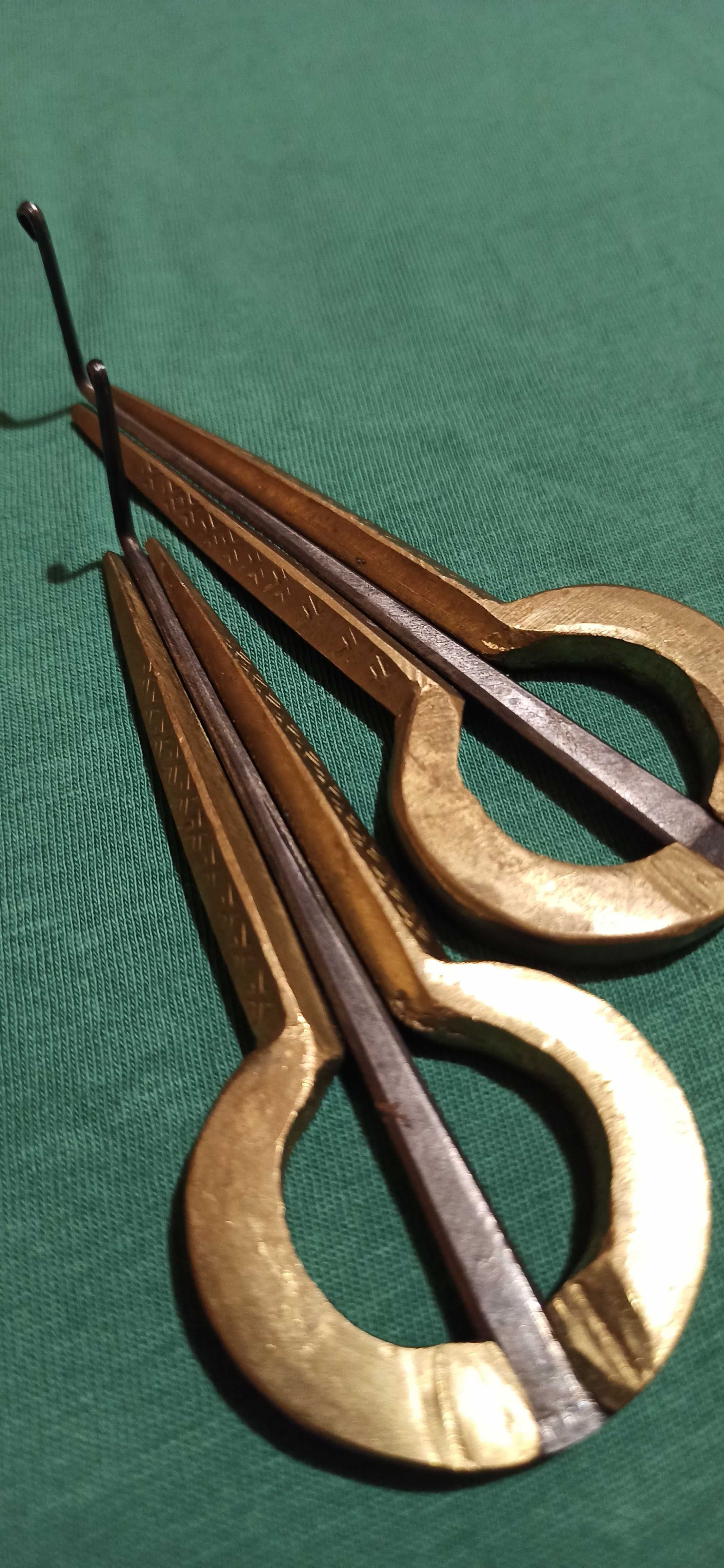 Drambe traditionale mari (jaw harp)