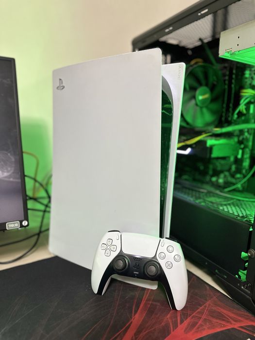 Playstation 5 с играми с коробкой